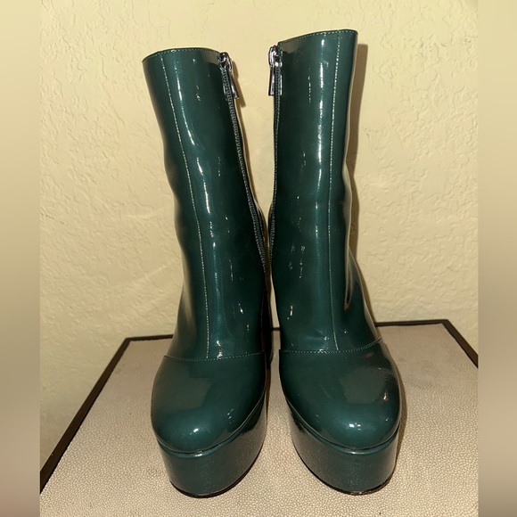 Green Platinum Boots - Picture 3 of 4